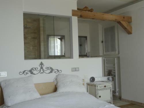 Bed & Breakfast Les 4 �l�ments Maison D'h�tes Design