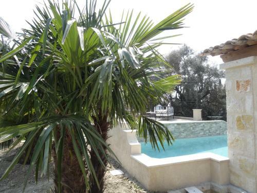 Bed & Breakfast Les 4 �l�ments Maison D'h�tes Design