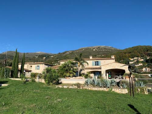 Bed & Breakfast Les 4 �l�ments Maison D'h�tes Design