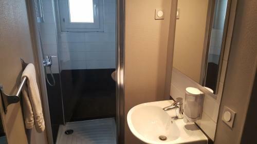 Hotel Caf� H�tel De L'avenir