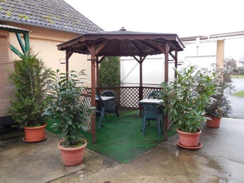 Hotel H�tel Le Lion D'or