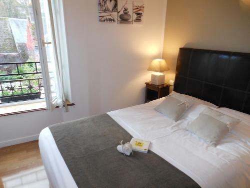 Hotel De L'ecu De France