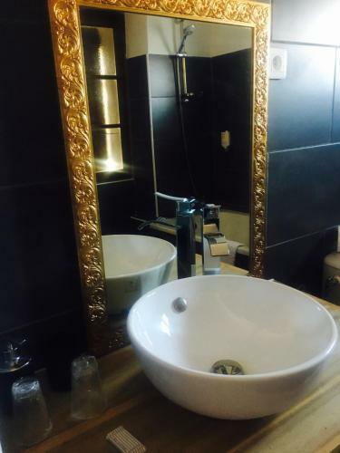 Hotel H�tel Restaurant La Caravelle