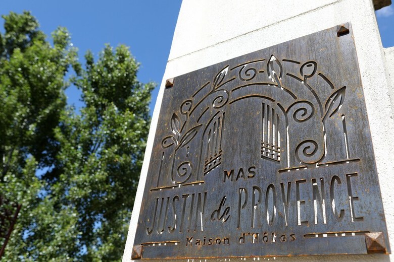 Bed & Breakfast Justin De Provence
