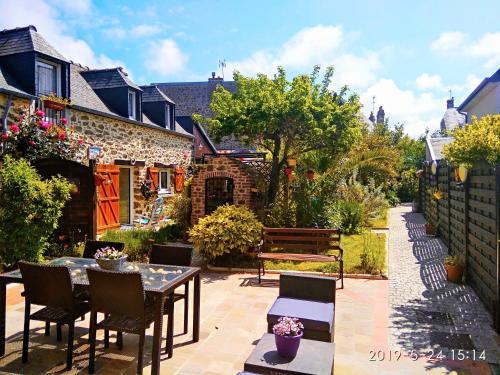 Hostal Gites De La Cote D'emeraude