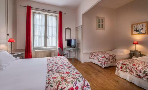 Hotel H�tel De Biencourt