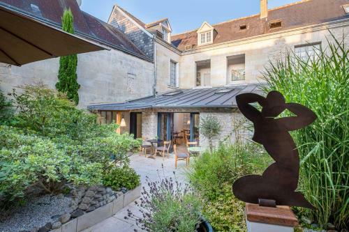 Hotel H�tel De Biencourt
