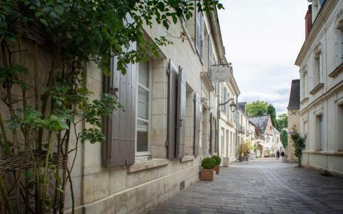 Hotel H�tel De Biencourt