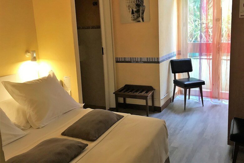 Hotel H�tel Du Commerce