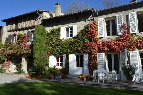 Hostal Chambres D'h�tes Domaine Du Hameau Baylesse