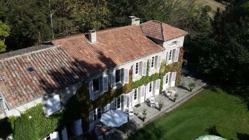 Hostal Chambres D'h�tes Domaine Du Hameau Baylesse