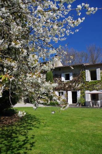 Hostal Chambres D'h�tes Domaine Du Hameau Baylesse