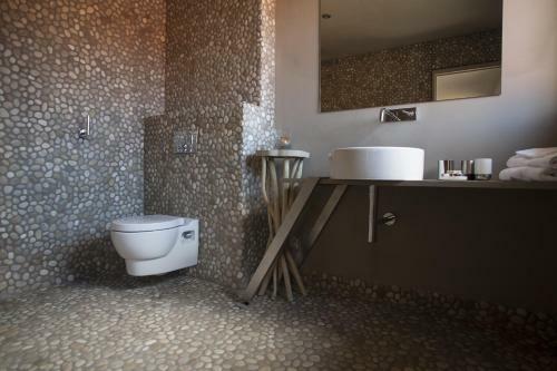 Bed & Breakfast Can Artists La Loge