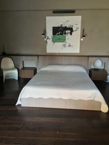 Bed & Breakfast Can Artists La Loge