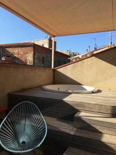 Bed & Breakfast Can Artists La Loge