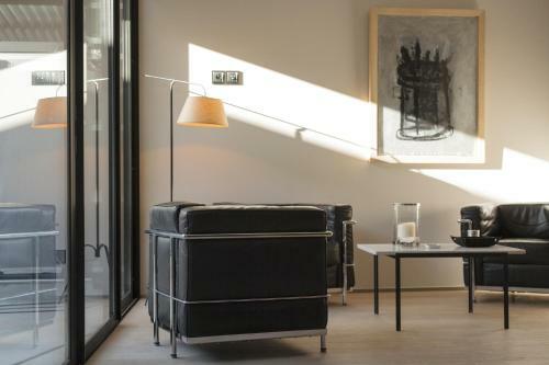 Bed & Breakfast Can Artists La Loge