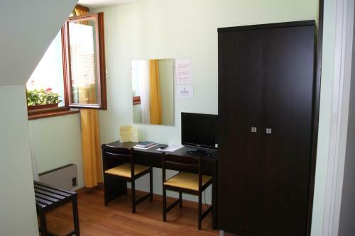 Hotel H�tel Restaurant Aux Deux Roses