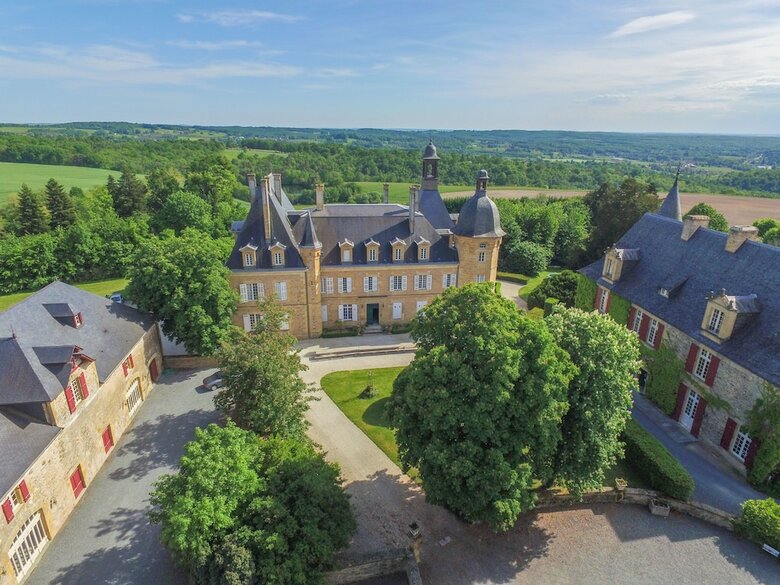 Hotel Domaine D'essendi�ras