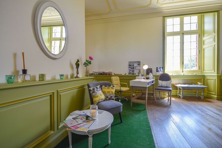 Hotel Domaine D'essendi�ras