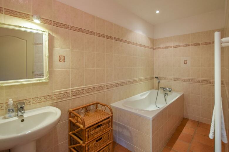 Hotel Domaine D'essendi�ras