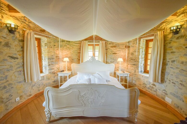 Hotel Domaine D'essendi�ras