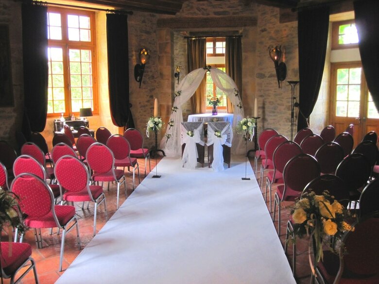 Hotel Domaine D'essendi�ras