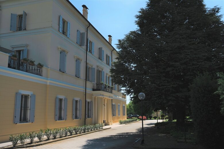 Rechigi Park Hotel