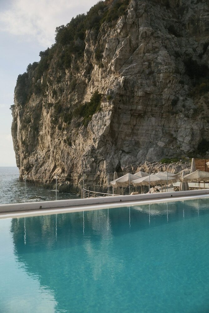 Hotel Maya Beach Resort