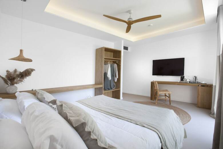Hotel Maya Beach Resort