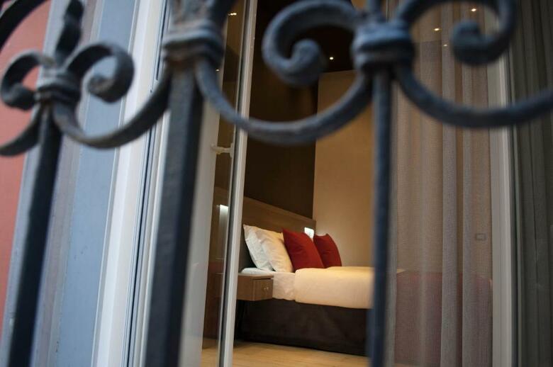 Hotel Bella Napoli
