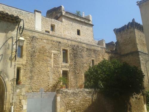 Guesthouse De Cambis B&amp;b