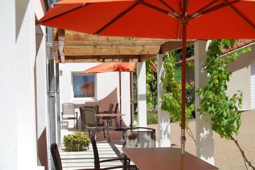 Hostal Les Terrasses De Castelmerle