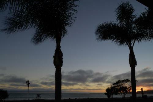 Hotel Riviera Shores Resort