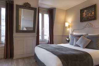 Hotel De La Porte Dor�e