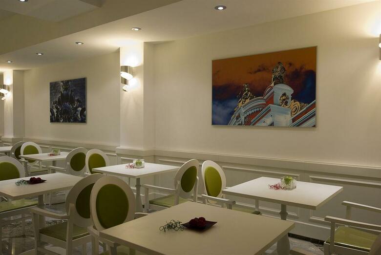 Voi Oriente Hotel