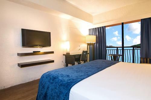 Windward Passage Hotel