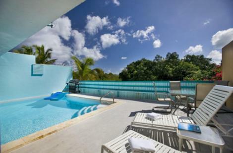 Pavilions And Pools Villa Hotel