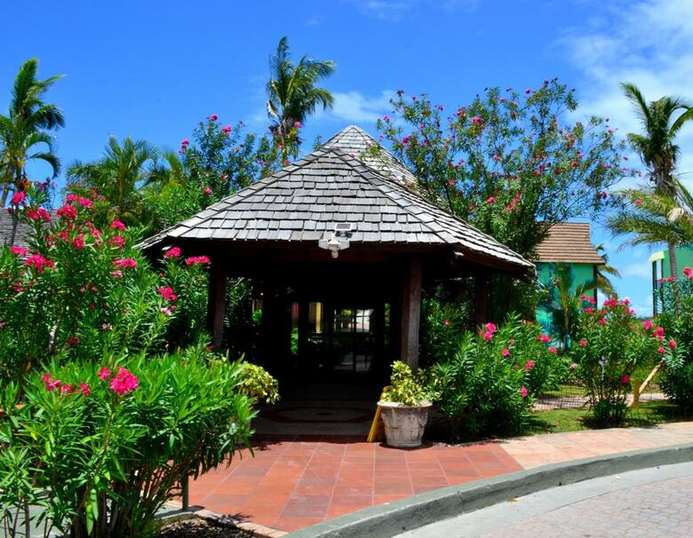 Hotel Best Western Plus Emerald Beach Resort