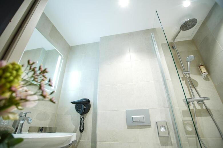 Hotel Mercure Rennes Centre Place Bretagne