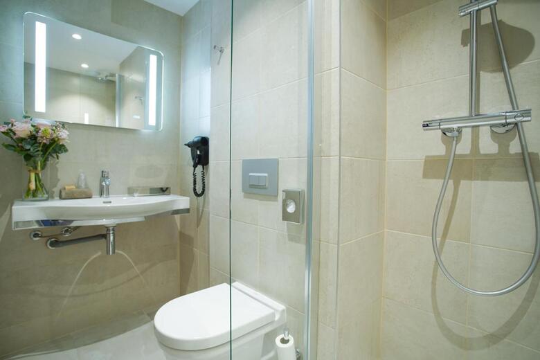 Hotel Mercure Rennes Centre Place Bretagne