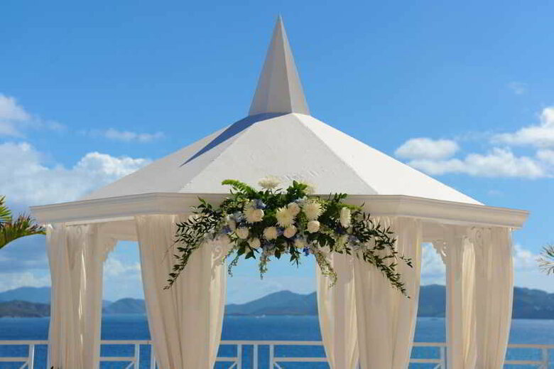 Hotel Sugar Bay Resort And Spa