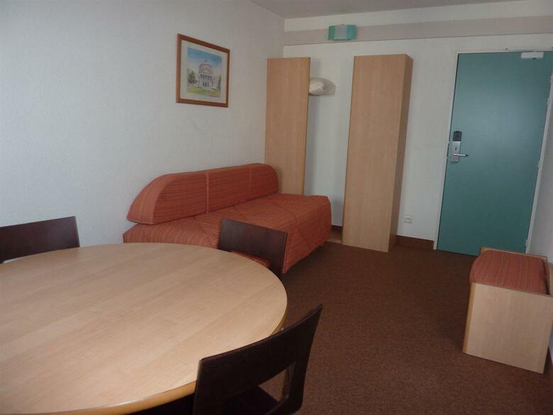 Hotel Ibis Rennes Centre Gare Sud