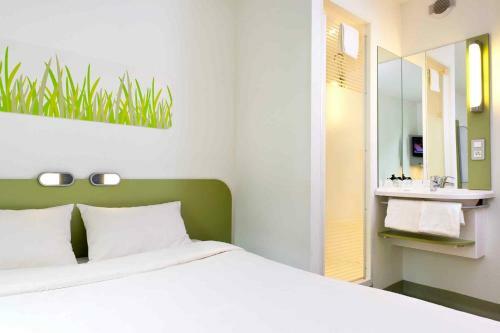 Hotel Ibis Budget Gare De Poitiers