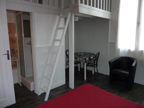 Aparthotel H�tel-r�sidence Le Grillon