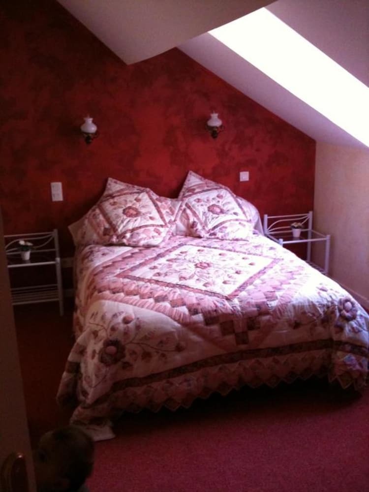 Hostal Au Pied Du Chateau