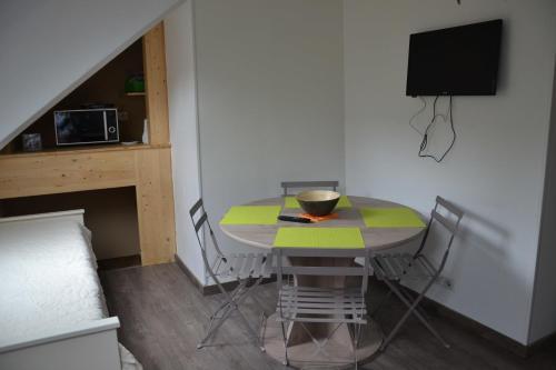 Hostal M�re Elvira