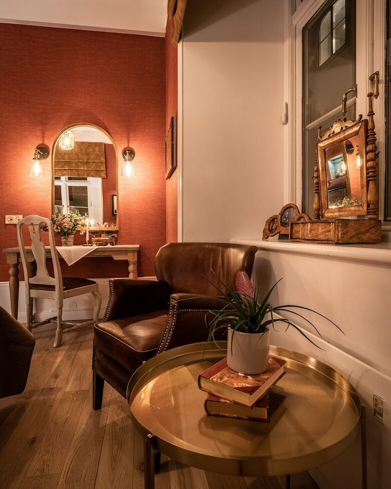 Victory Hotel