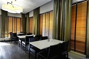 Hotel Ibis Stockholm Kista