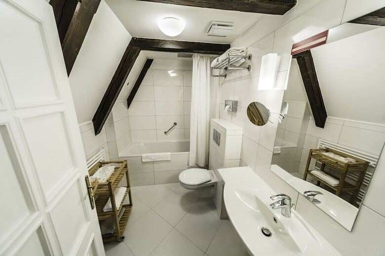 Hotel Archibald At Charles Bridge