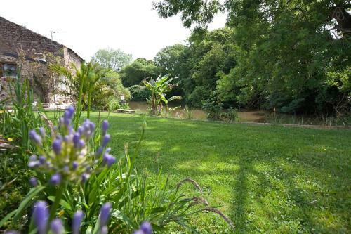 Bed & Breakfast Chambres D'h�tes Du Manoir Du Haut Salmon